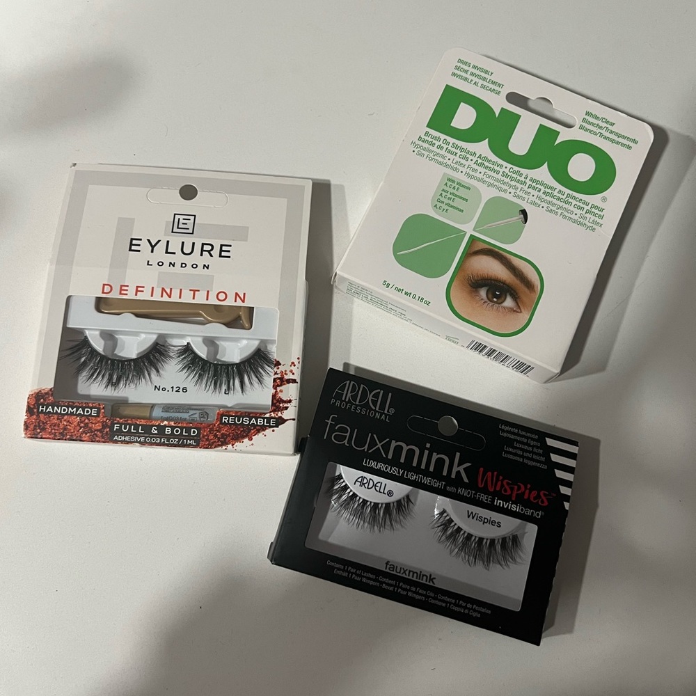 NIB False Eyelashes Lashes with Duo Glue